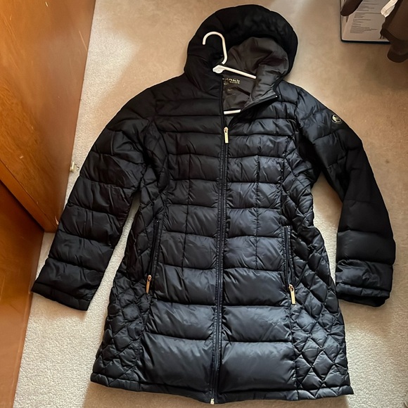 MICHAEL Michael Kors Jackets & Blazers - Michael Kors Sam black sackable down coat